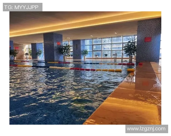 以室内泳池为核心打造休闲娱乐空间提升居住品质的设计理念与应用